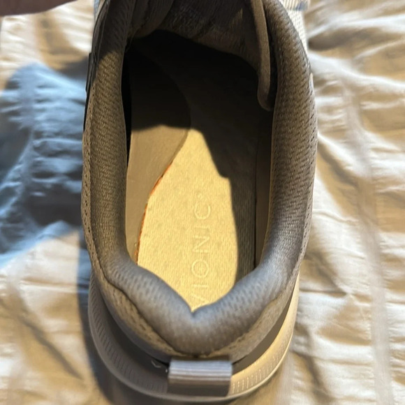 Vionic Mesh Walking Sneakers with Vio Beam - Walk Strider Size 7 Gray/ white - Picture 8 of 10